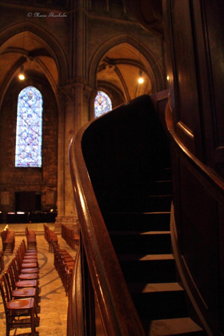 L'intérieur de la cathédrale Notre Dame de Chartres, Eure-et-Loir, région Centre. Mercredi 9 janvier 2013.